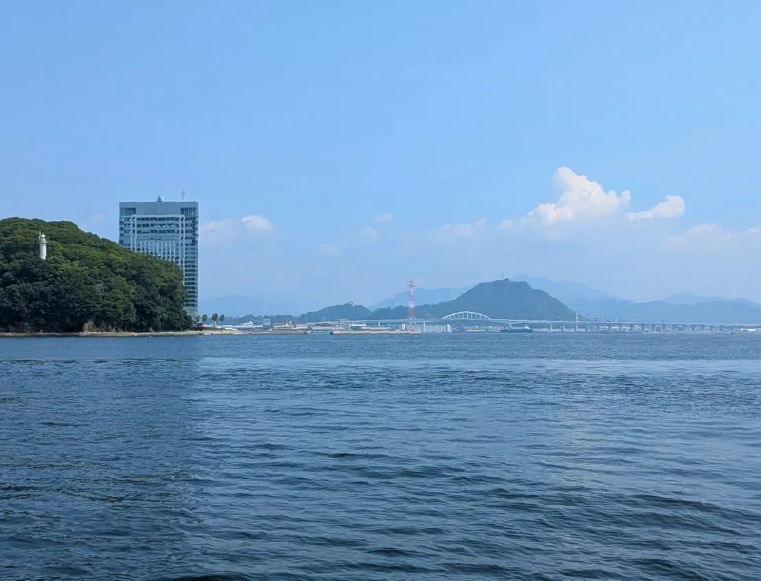 信頼の実績を表す美しい海の景色